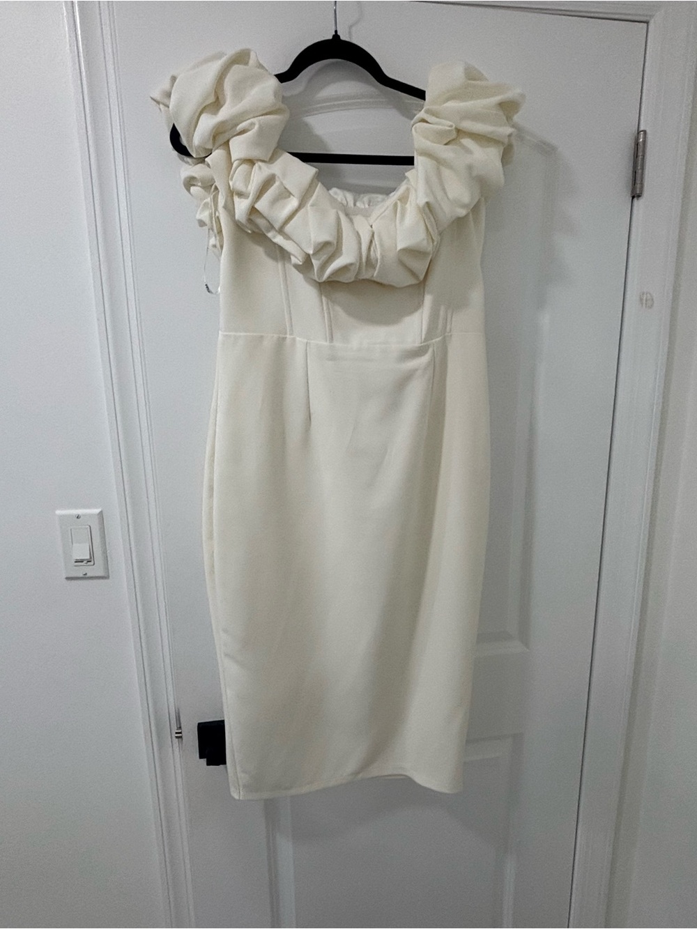 Club L London White One-Shoulder Ruffle Midi Dress - Picture 2 of 4